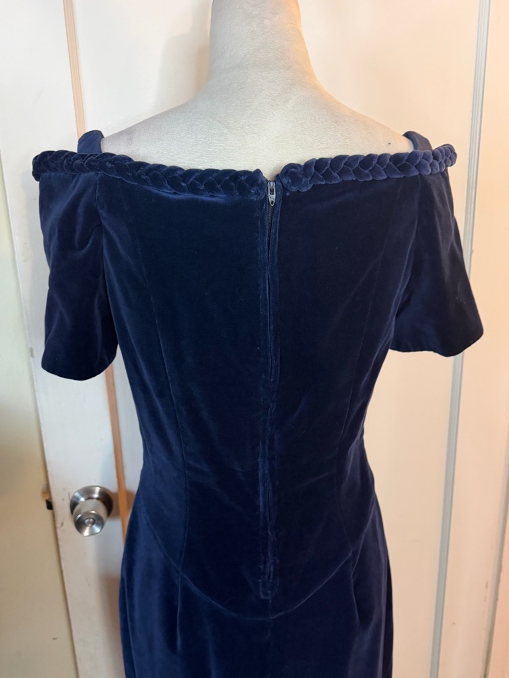 Watters Midnight Blue Velvet Off the Shoulder Maxi Dress Wedding Event Formal - Picture 11 of 14